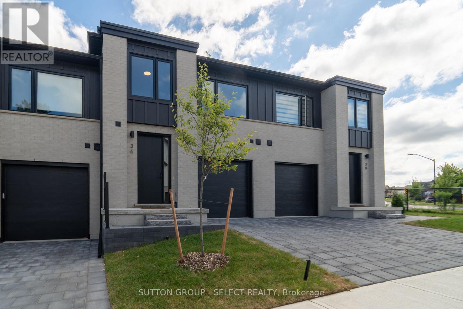 For sale: 36 1175 RIVERBEND ROAD, London South (South B