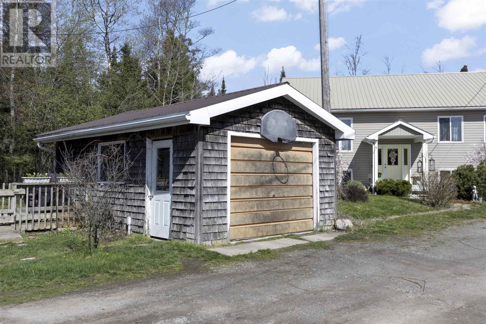 #17❤ For sale: 8450 Highway 17, Bruce Mines, Ontario P0R1C0