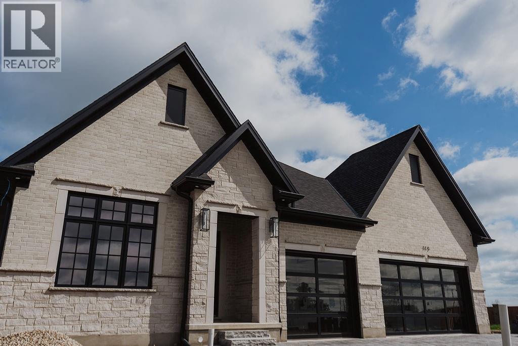 For sale: 110 NEWCASTLE DRIVE, Sarnia, Ontario N7S0A7 25024439