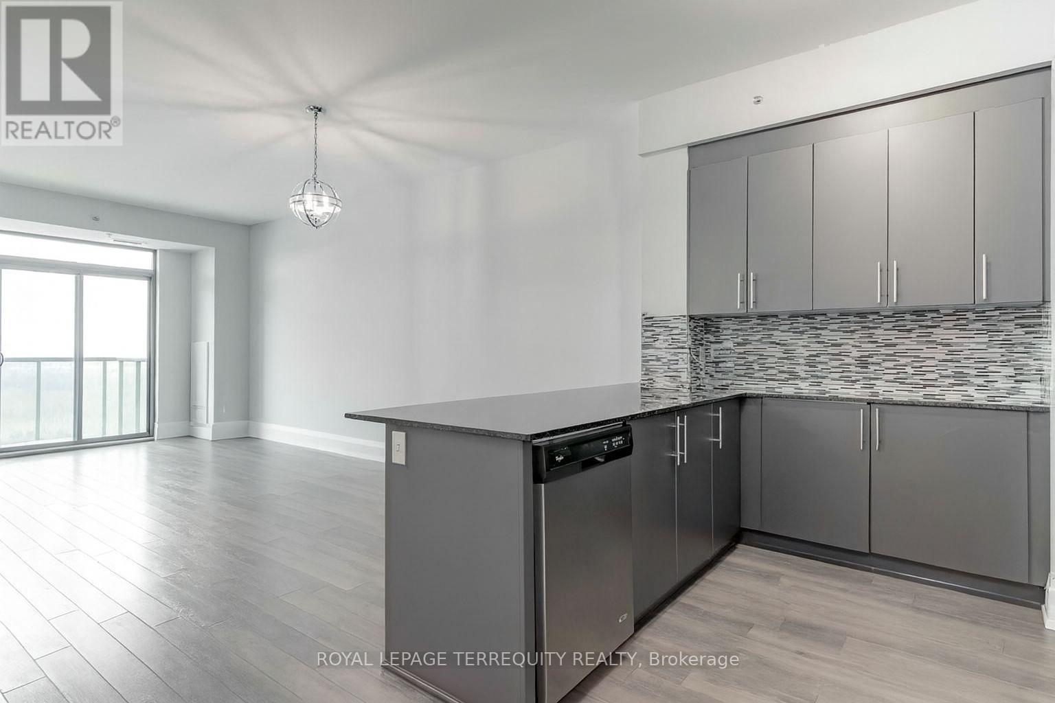 For rent: 704 - 45 YORKLAND BOULEVARD, Brampton (Goreway