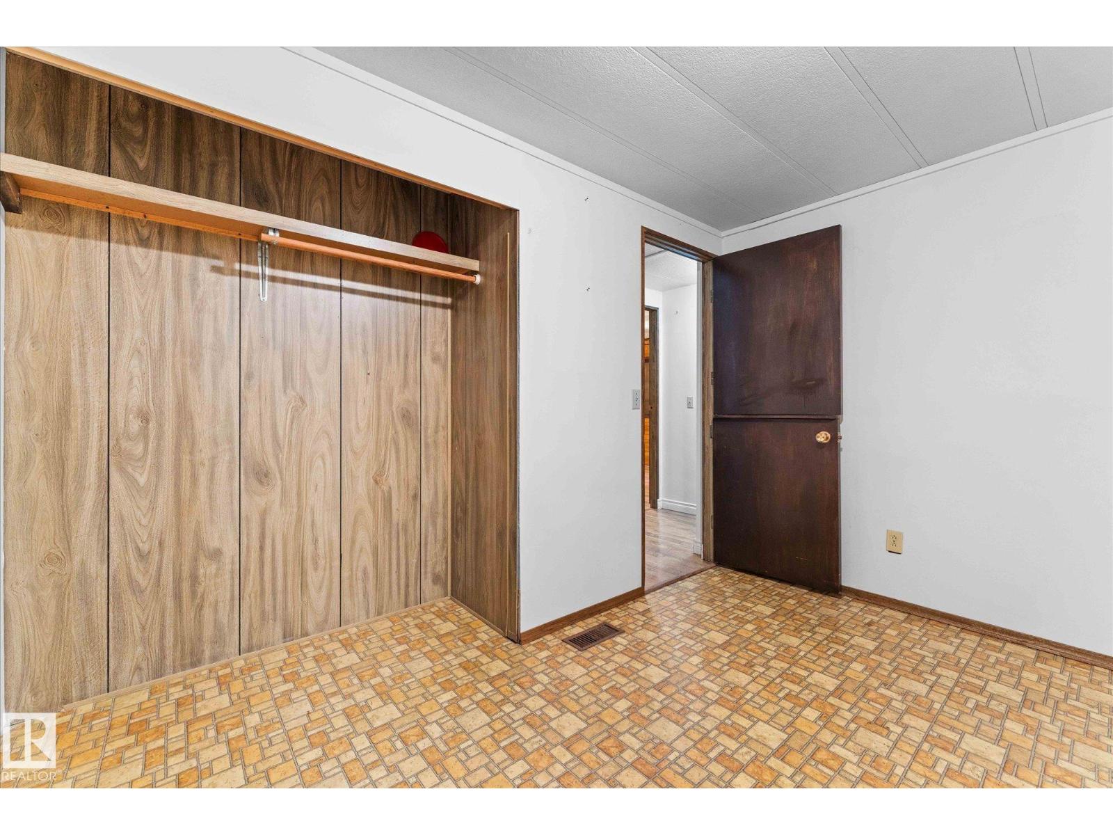 For sale: #412 & 411 53303 RGE ROAD 31, Rural Parkland County, Alberta ...