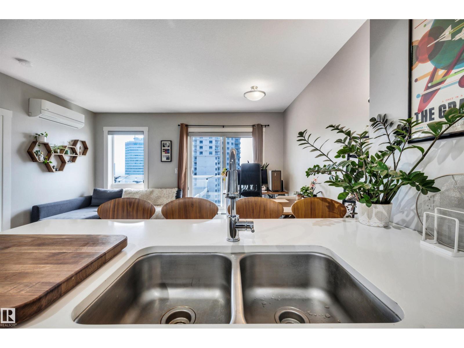 山水102 For sale: #2503 10410 102 AV NW, Edmonton, Alberta T5J0E9