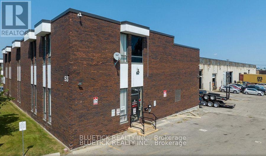 For lease: 1 - 53 BAKERSFIELD STREET, Toronto (Downsview-Roding-CFB ...