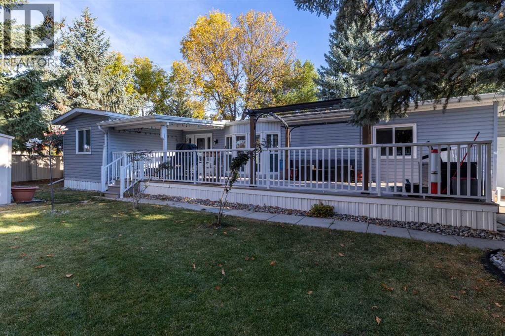 SÉMANTIQUE DESCRIPTIVE P. Lerat À vendre : 3004 29 Street S, Lethbridge, Alberta T1K6S7
