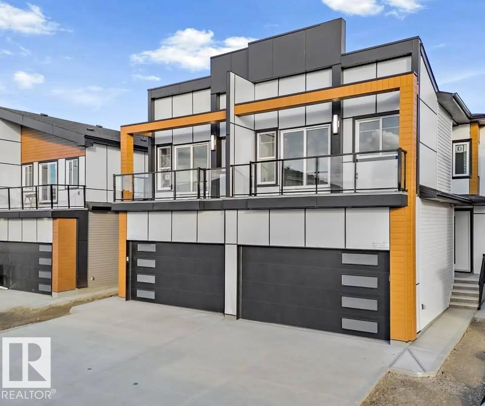 For sale: 15415 20 ST NW NW, Edmonton, Alberta T5Y4H8