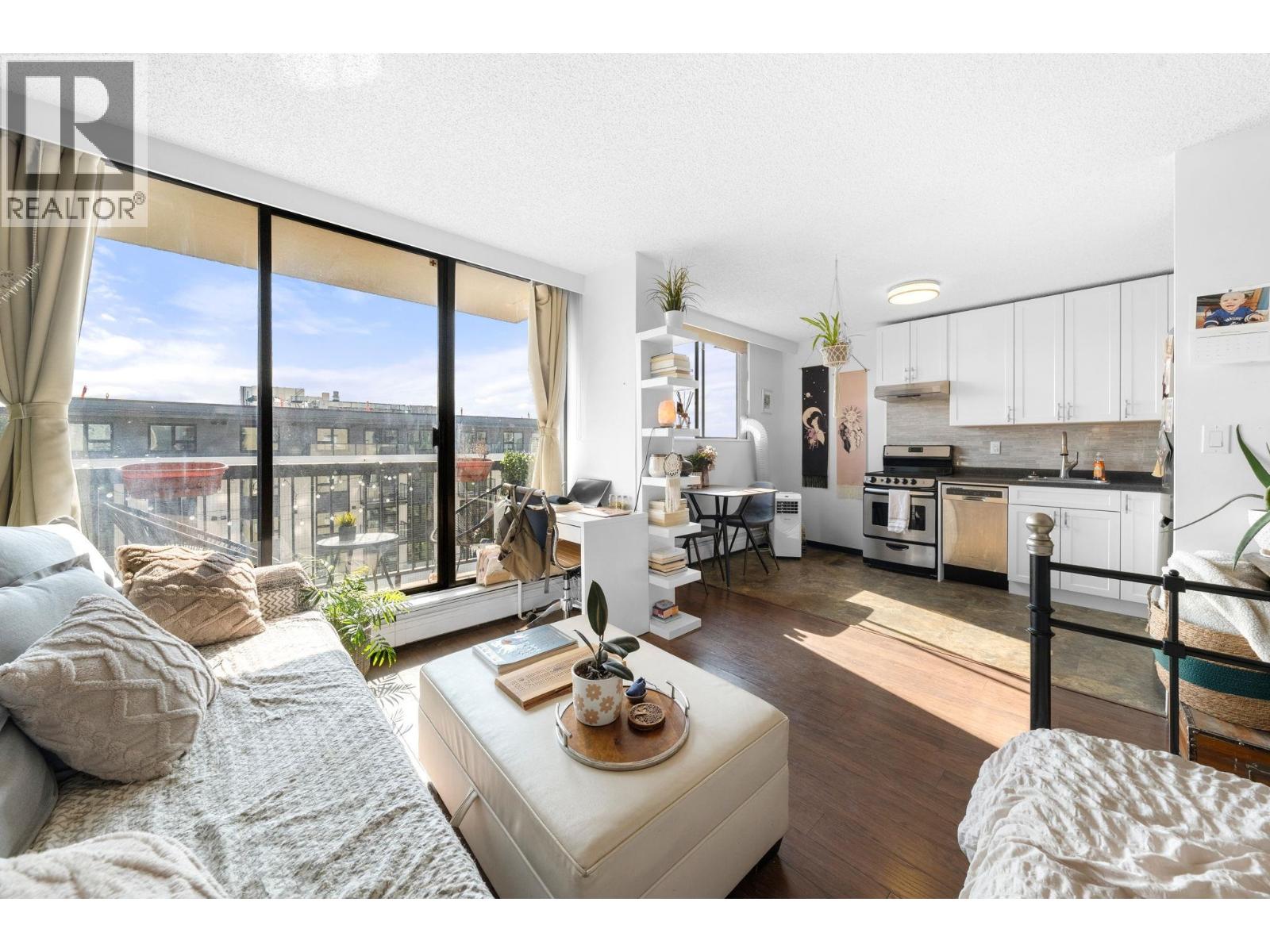 For sale: 706 145 ST. GEORGES AVENUE, North Vancouver, British