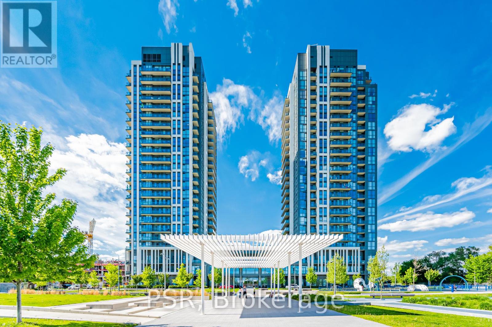propertyty For rent: 812 - 17 ZORRA STREET, Toronto (Islington-City