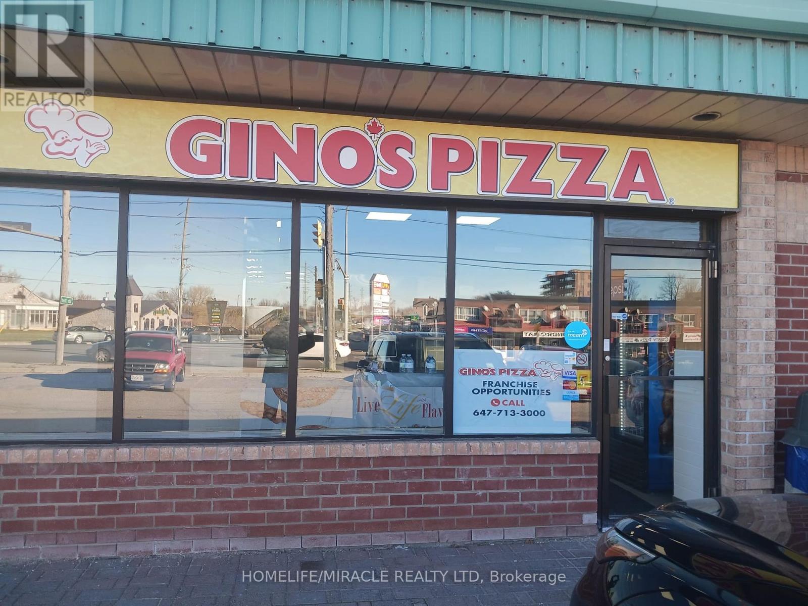 Gino's Pizza Shopfront