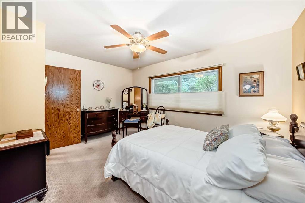 AS IＯ®️C S-7 W  ST A N D 7520 7 Street SW, Calgary, Alberta T2V1G3 - A2247260