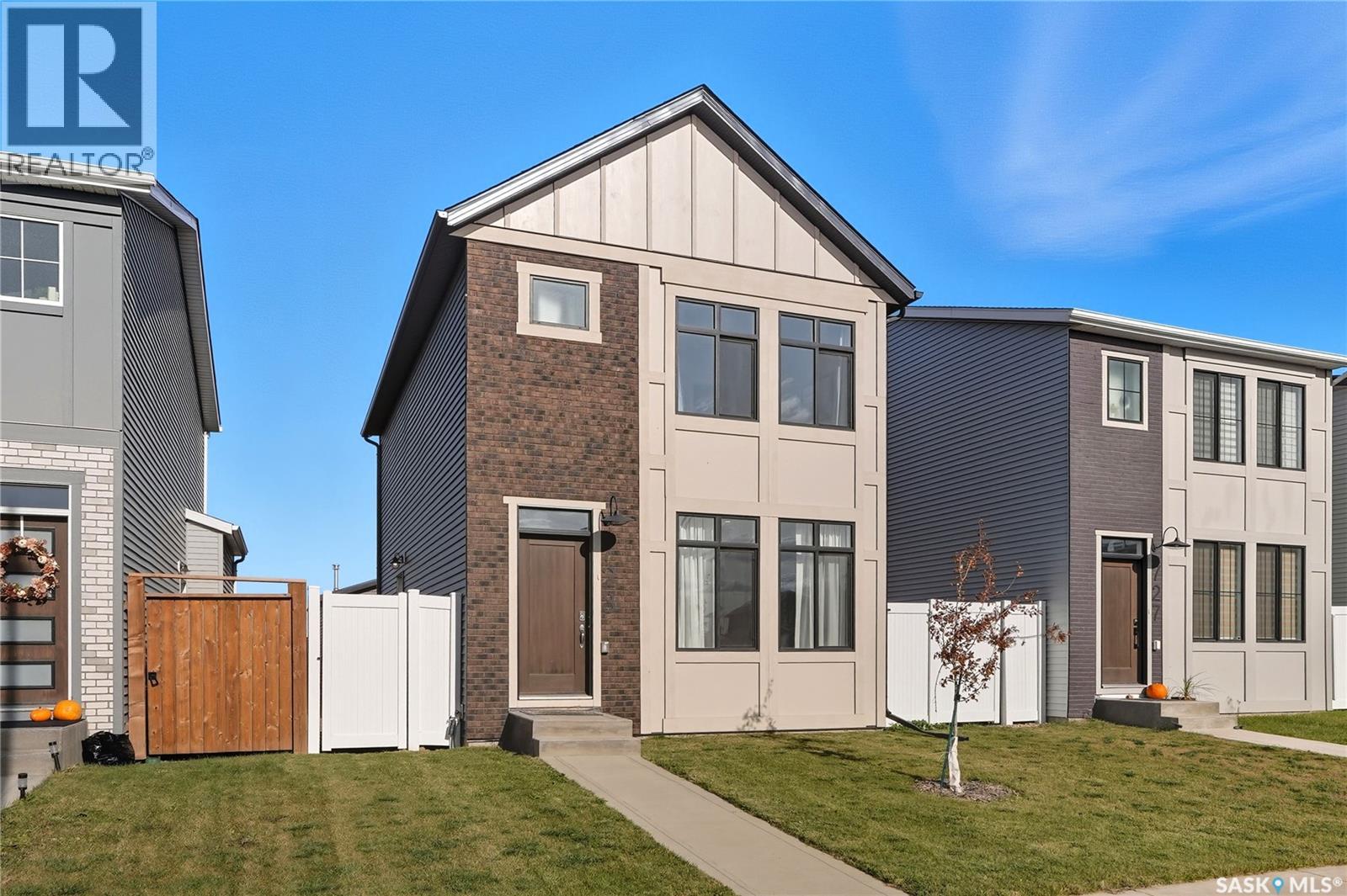 For sale: 723 Henry Dayday ROAD, Saskatoon, Saskatchewan S7W1H5 ...