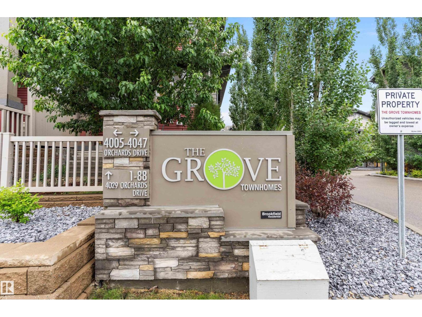 For sale: 4019 ORCHARDS DR SW, Edmonton, Alberta T6C1V2