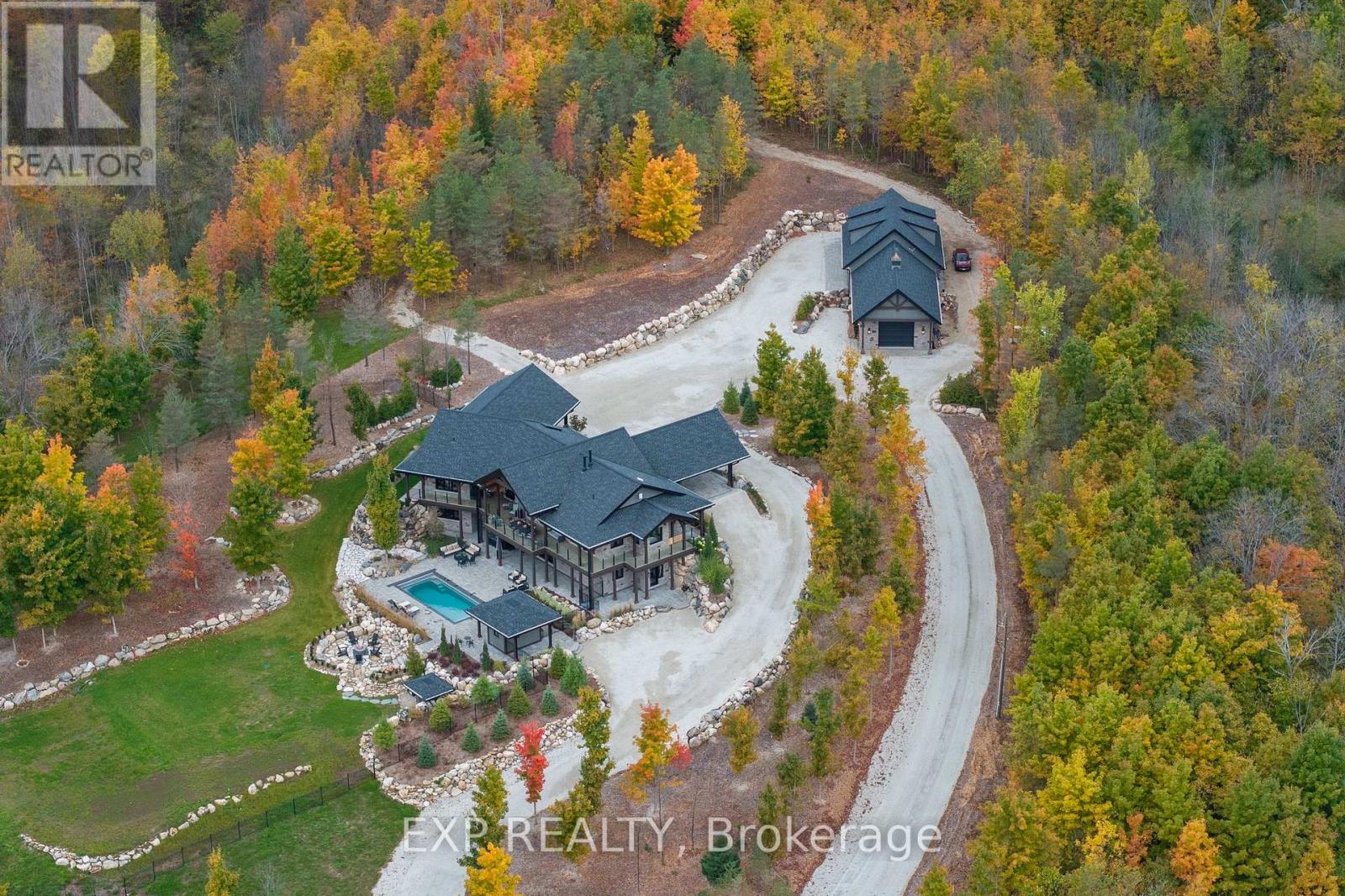 For sale: KIMBERLEY - 195718 GREY 7 ROAD, Grey Highlands, Ontario