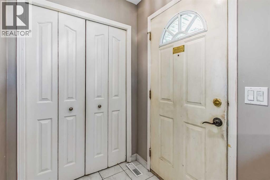 House for Sale in 163 Taracove Estate Drive NE|Calgary, Alberta T3j4R1 5