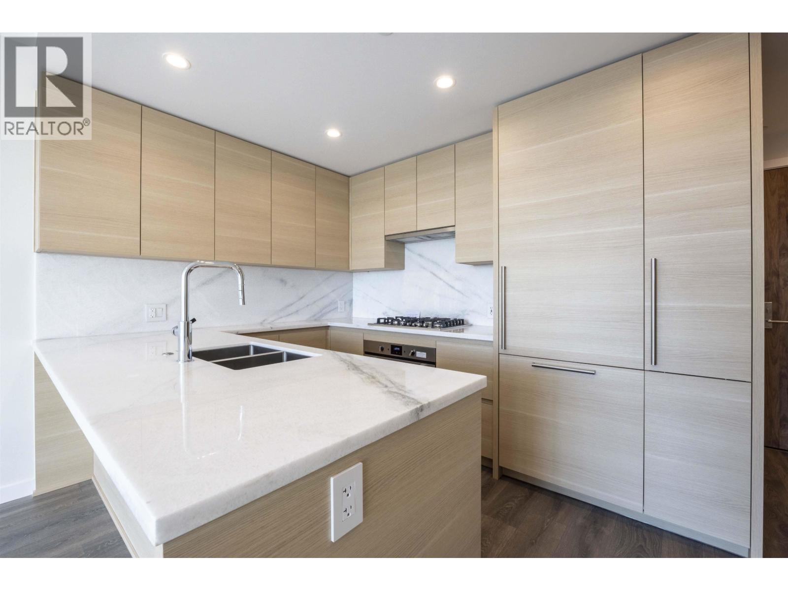 For sale: 1903 308 MORRISSEY ROAD, Port Moody, British Columbia