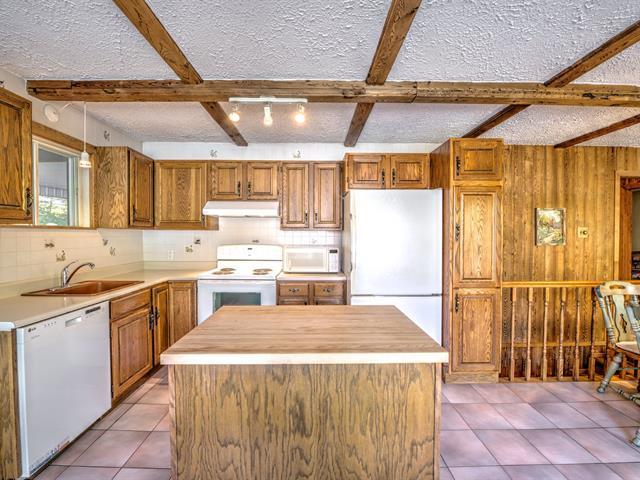 À vendre : 255 Rue St-Roch, Saint-Donat, Québec J0T2C0 - 12358506 ...