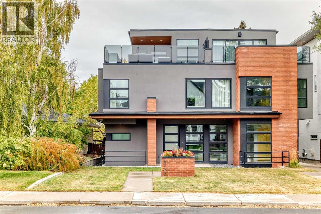 Duplex for Sale in 2132 27 Avenue SW|Calgary, Alberta T2T1R7