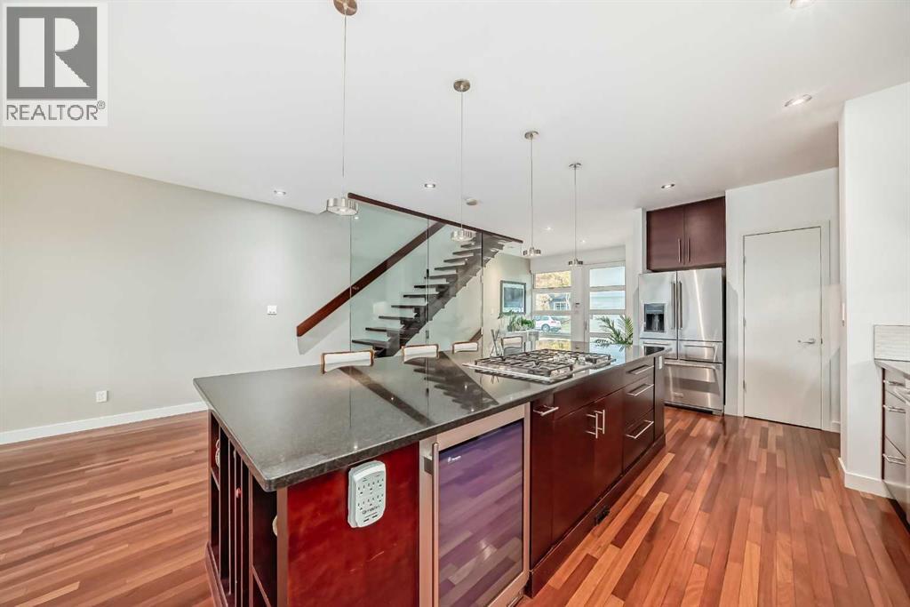 Duplex for Sale in 2132 27 Avenue SW|Calgary, Alberta T2T1R7 5