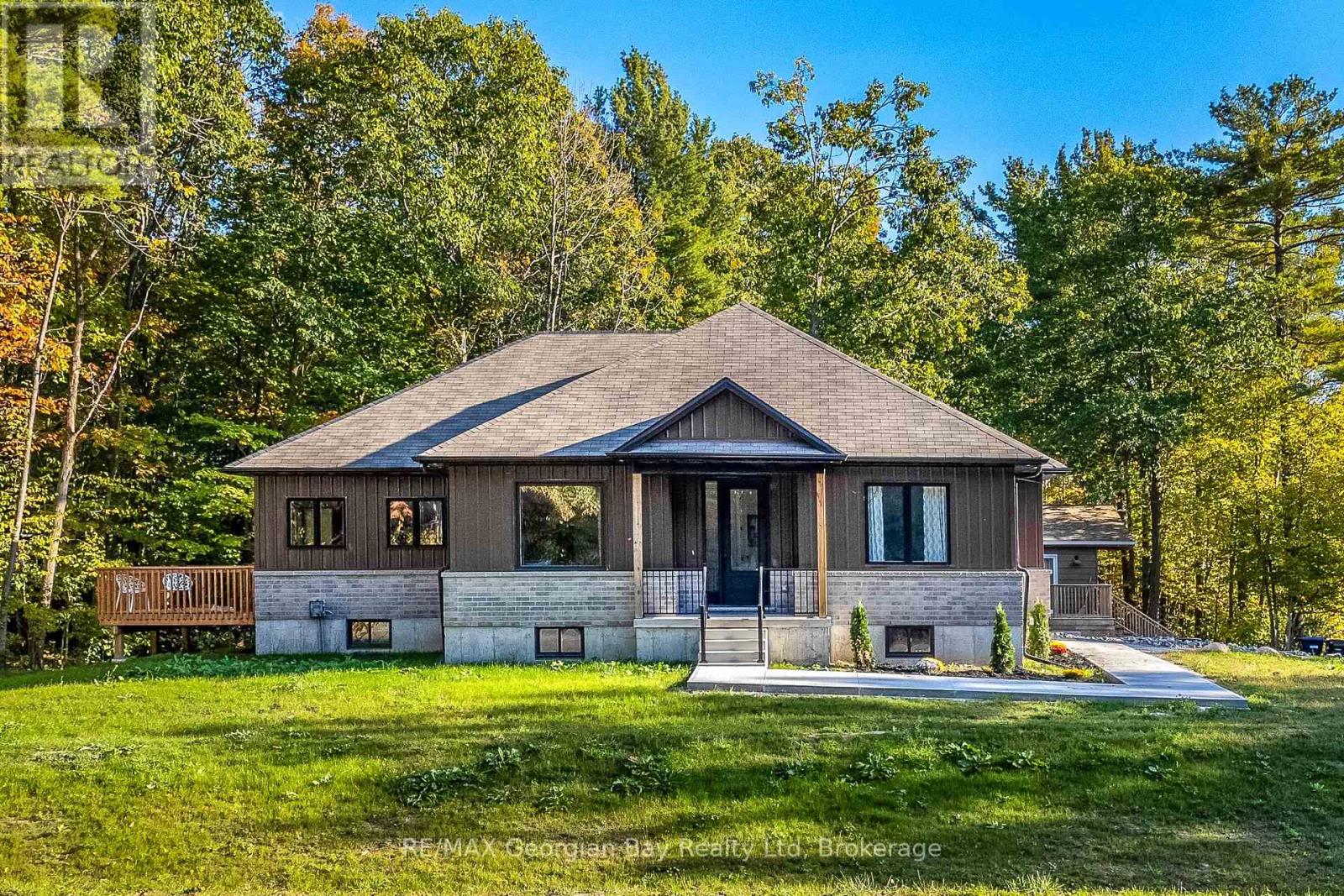 For sale: 29 RUE CAMILLE ROAD, Tiny, Ontario L9M1R3 - S12462687 ...