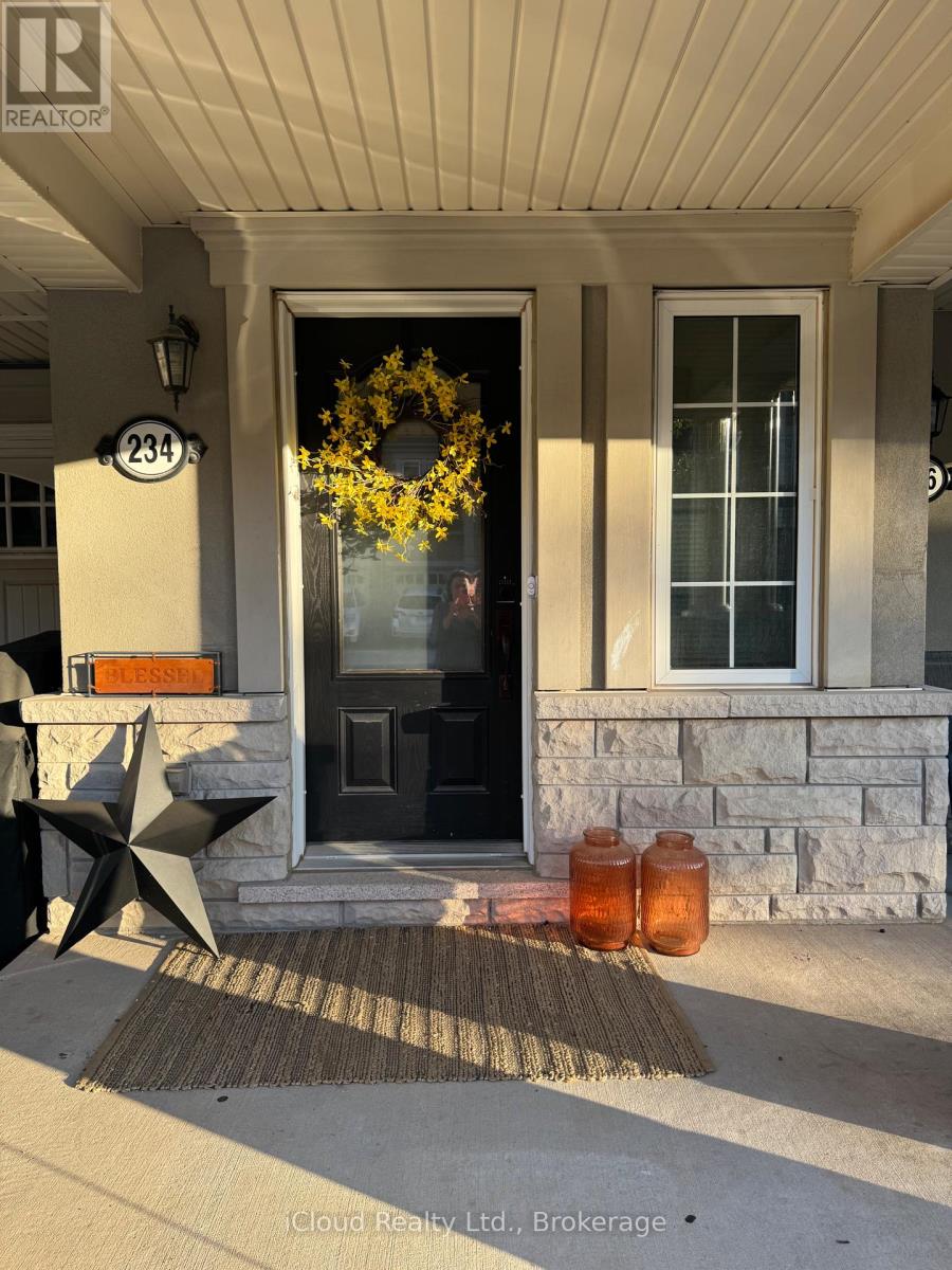 Row / Townhouse for Sale in 234 SARAH CLINE DRIVE|Oakville (GO Glenorchy), Ontario L6M0V3 4