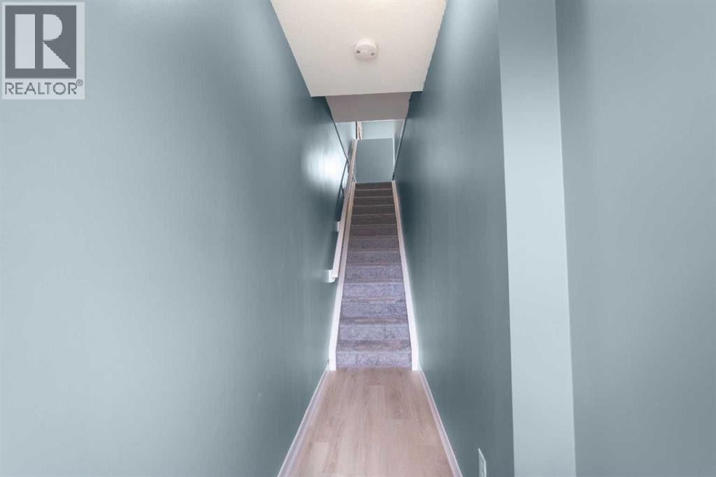 Row / Townhouse for Sale in 1218, 121 Copperpond Common SE|Calgary, Alberta T2Z5B6 3