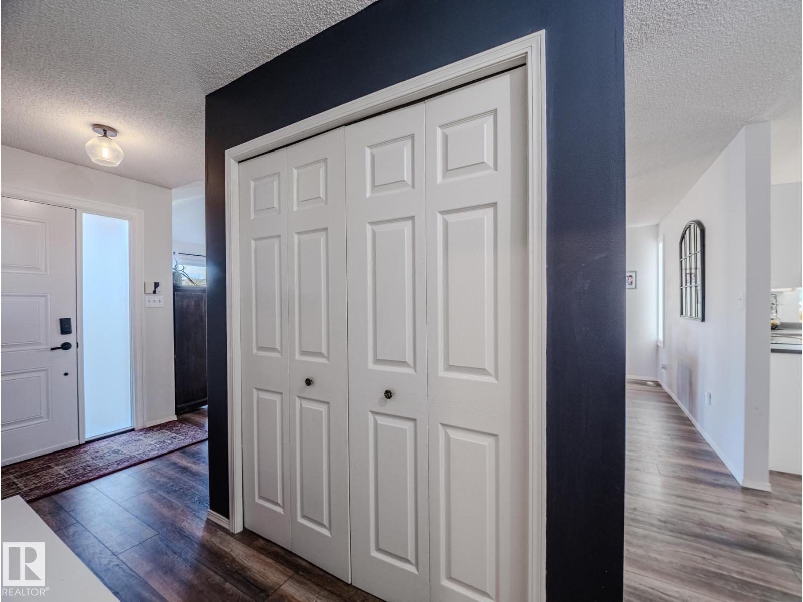 For sale: 14 HERITAGE BV, St. Albert, Alberta T8N5P8 - E4463270