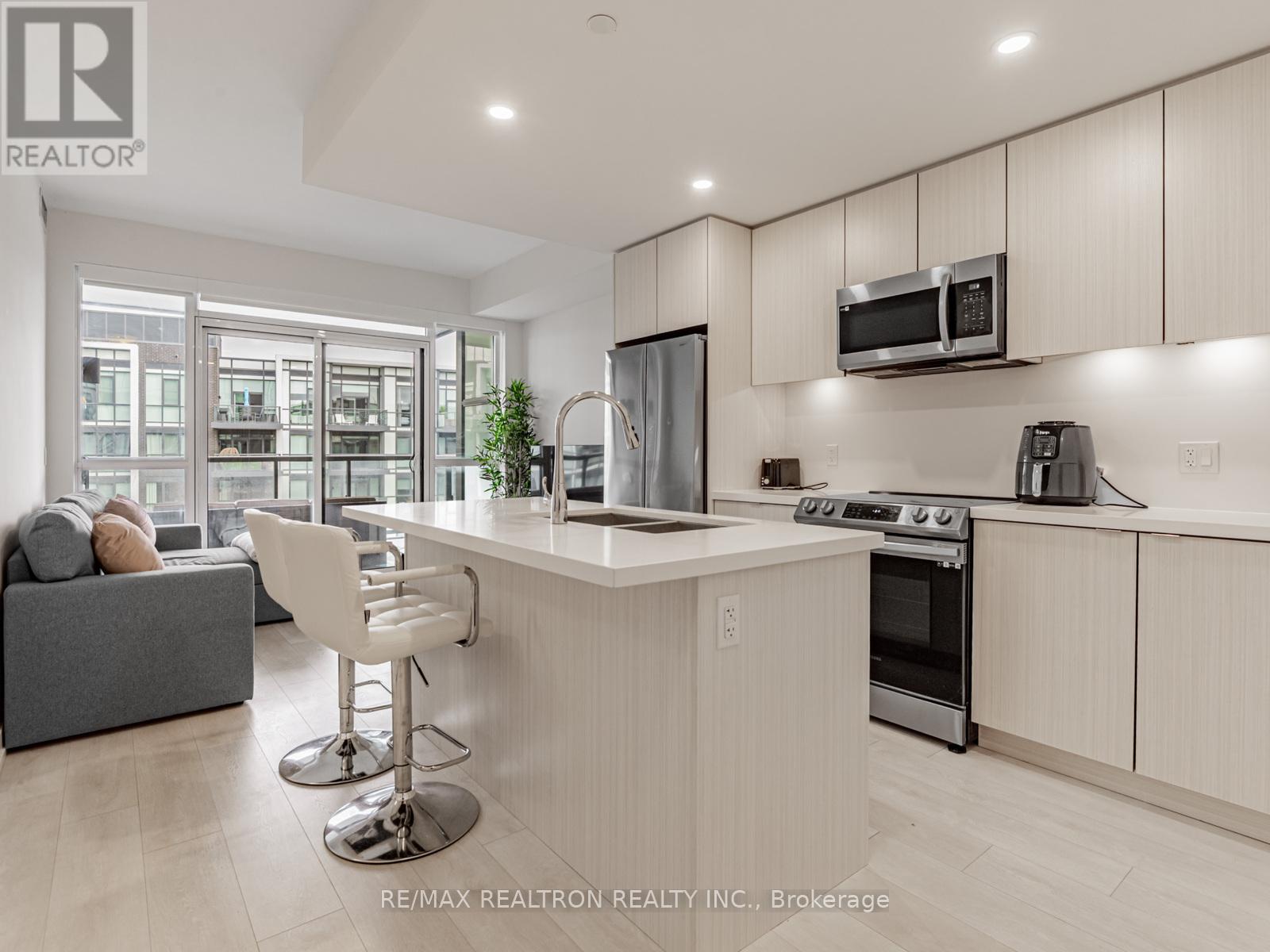 For sale: 329 - 415 SEA RAY AVENUE, Innisfil, Ontario L9S0N9 - N12477996 |  REALTOR.ca