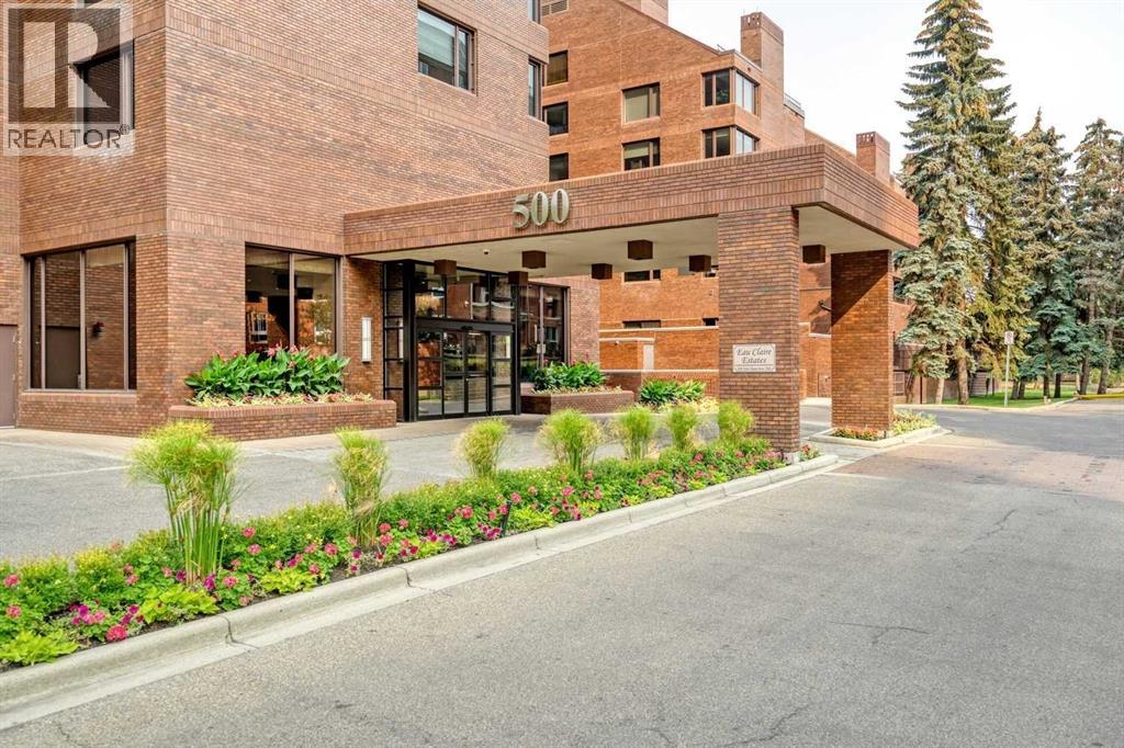 Apartment for Sale in 102K, 500 Eau Claire Avenue SW|Calgary, Alberta T2P3R8