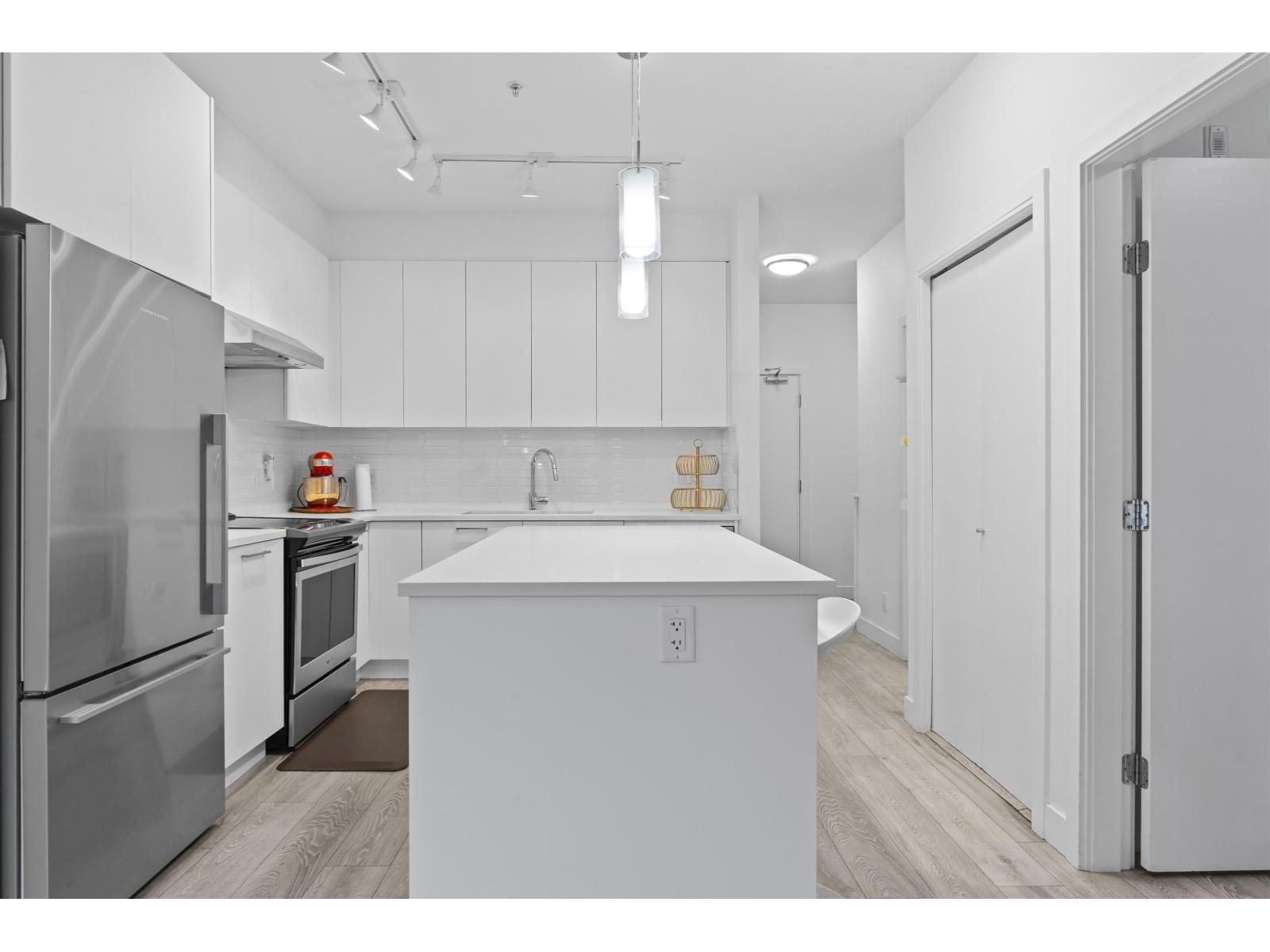For sale: 306 7809 209 STREET, Langley, British Columbia V2Y3N6