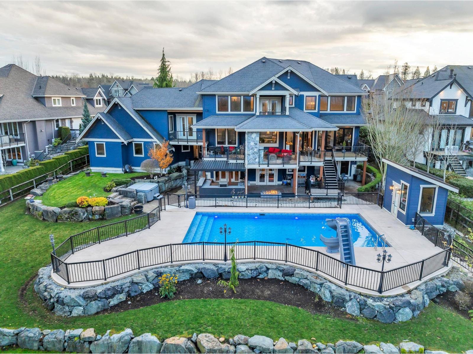 For sale: 20069 2 AVENUE, Langley, British Columbia V2Z0A3 - R3063210 ...