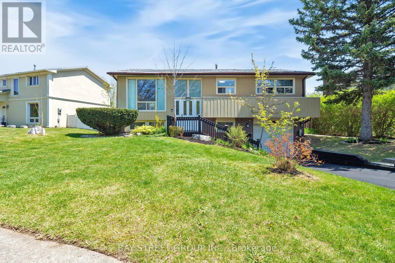 Mississauga Ontario Big Backyard Meadowvale For Sale: 6119