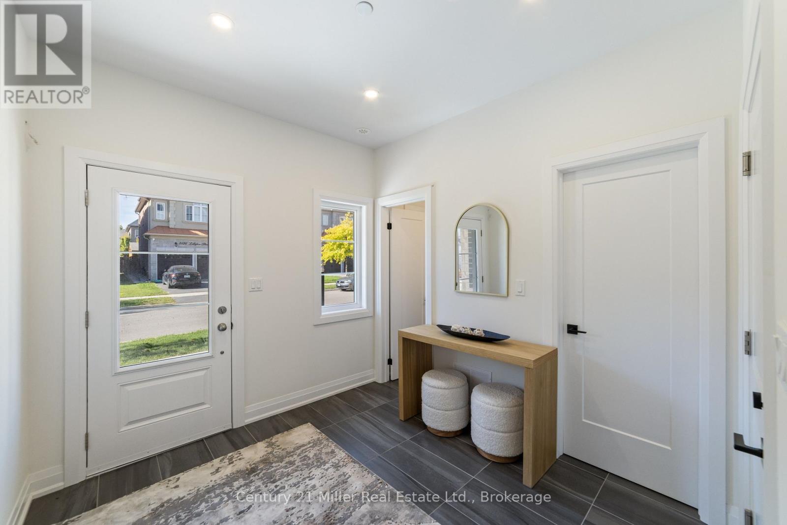 Row / Townhouse for Sale in 30 - 280 MELODY COMMON|Oakville (RO River Oaks), Ontario L6H8A5 2