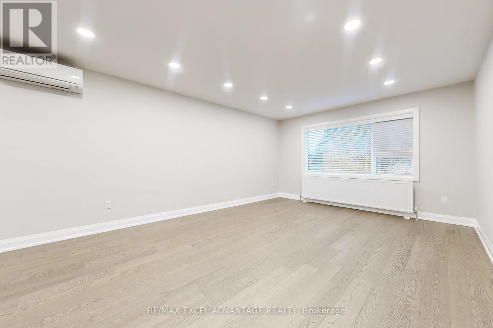 For rent: 6 41 ELMDALE COURT Richmond Hill (Mill Pond) Ontario