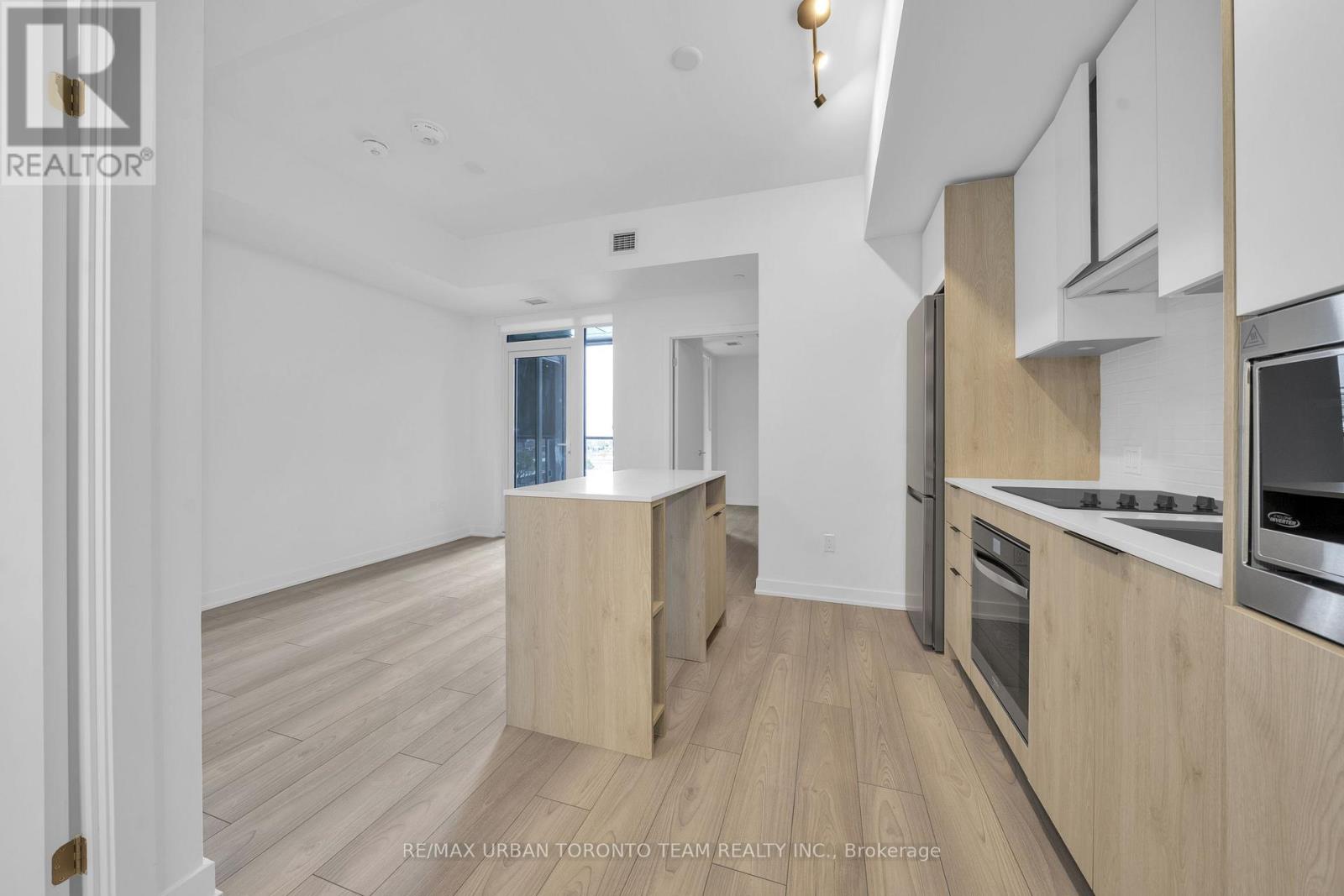 For rent: 524 - 1007 THE QUEENSWAY, Toronto (Islington-City Centre