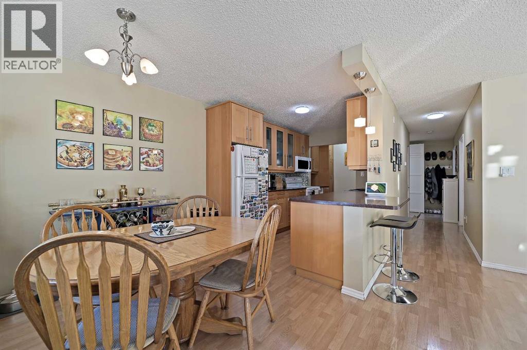 Apartment for Sale in 304, 1033 15 Avenue SW|Calgary, Alberta T2R0S5 3