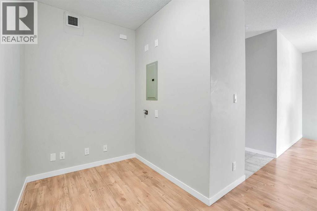 Apartment for Sale in 2319, 333 Taravista Drive NE|Calgary, Alberta T3J0H4 3