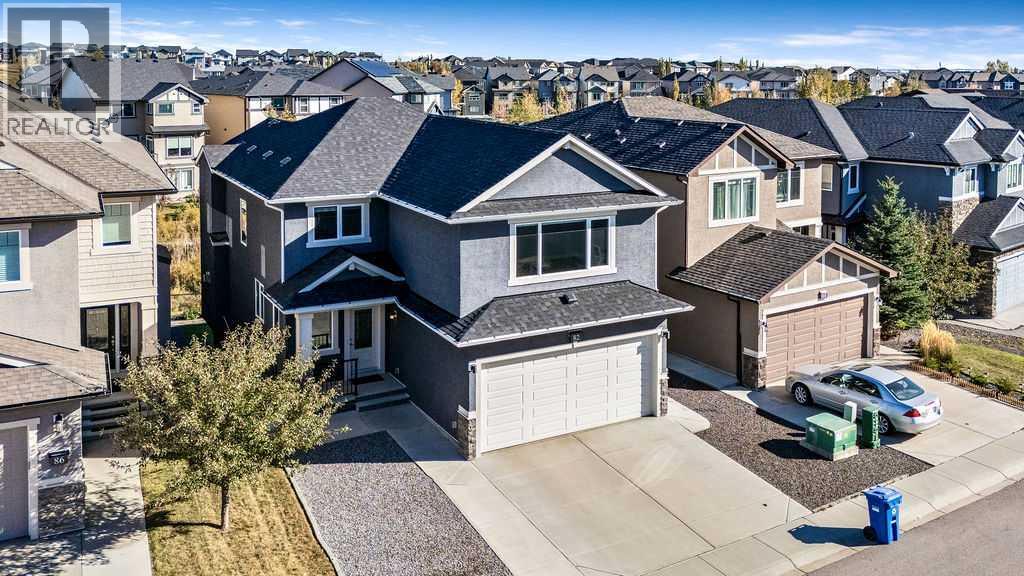 House for Sale in 82 Panton View NW|Calgary, Alberta T3K0X8