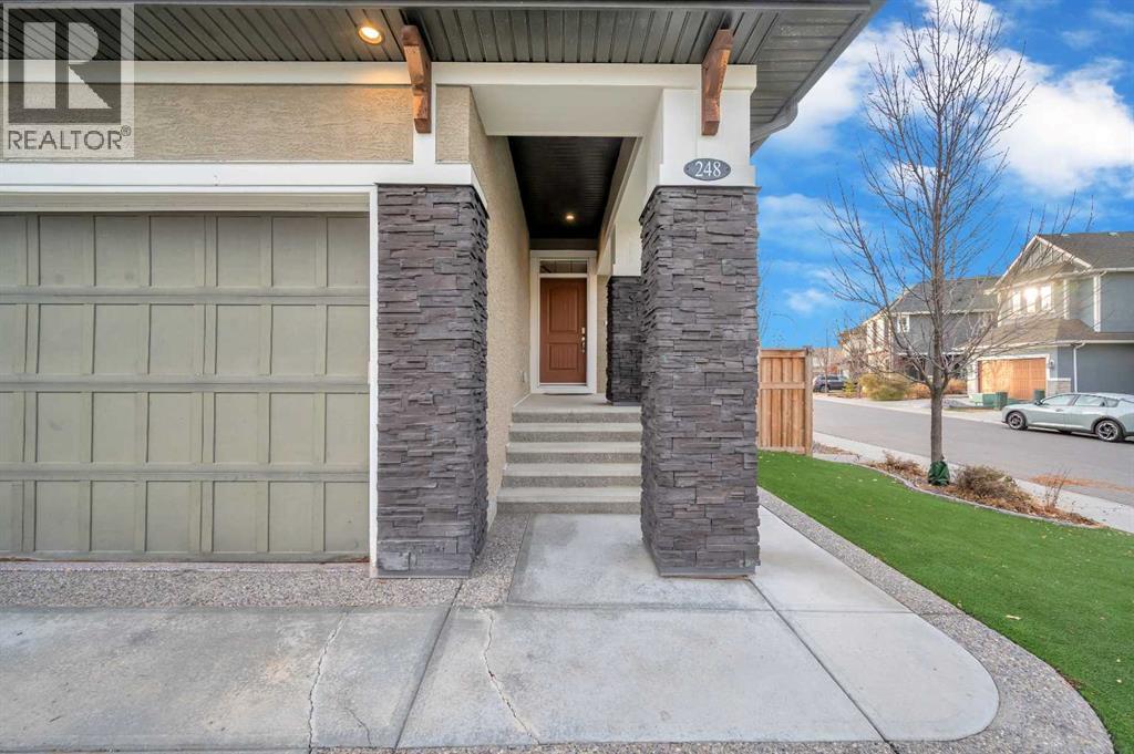House for Sale in 248 Marquis Landing SE|Calgary, Alberta T3M2H3 3