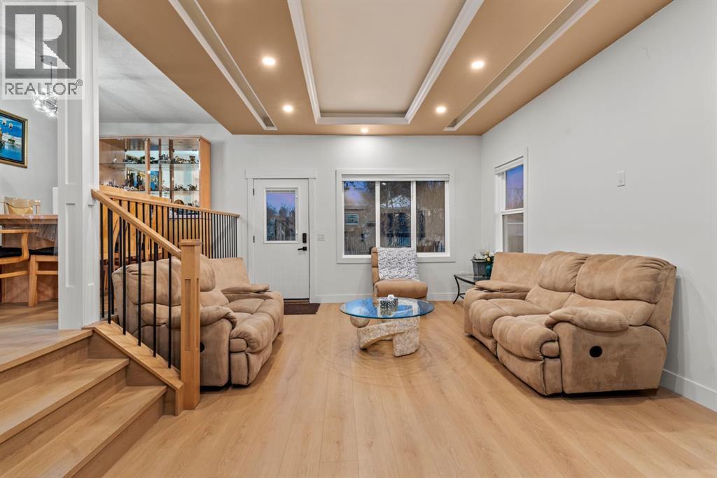 House for Sale in 11330 86 Street SE|Calgary, Alberta T3S0A3 4