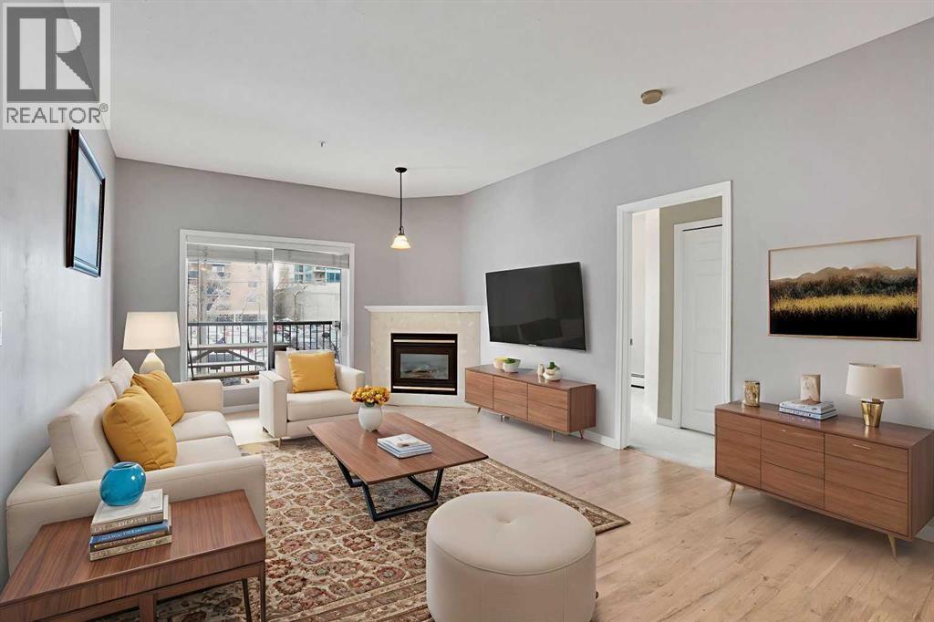 Apartment for Sale in 204, 126 14 Avenue SW|Calgary, Alberta T2R0L9 2