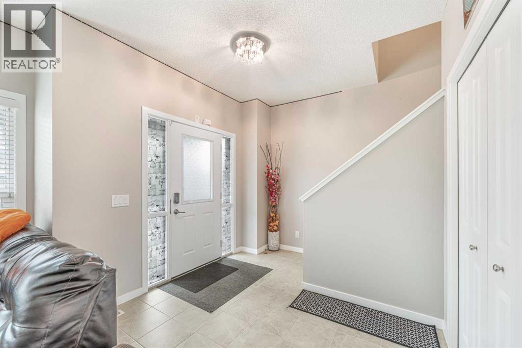 House for Sale in 25 Cornerstone Manor NE|Calgary, Alberta T3N1G5 3