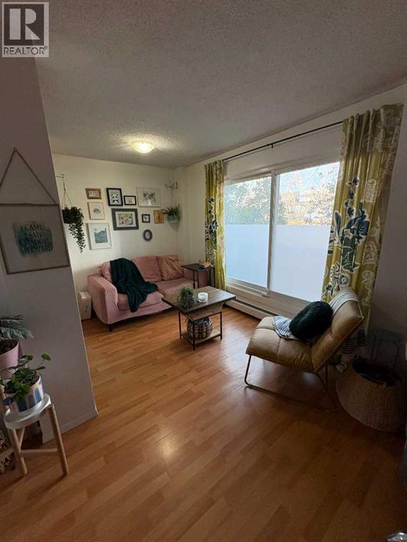 Apartment for Sale in 203, 1625 11 Avenue SW|Calgary, Alberta T3C0N3 5