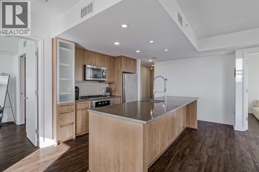 Apartment for Sale in 706, 1118 12 Avenue SW|Calgary, Alberta T2R0P4 3