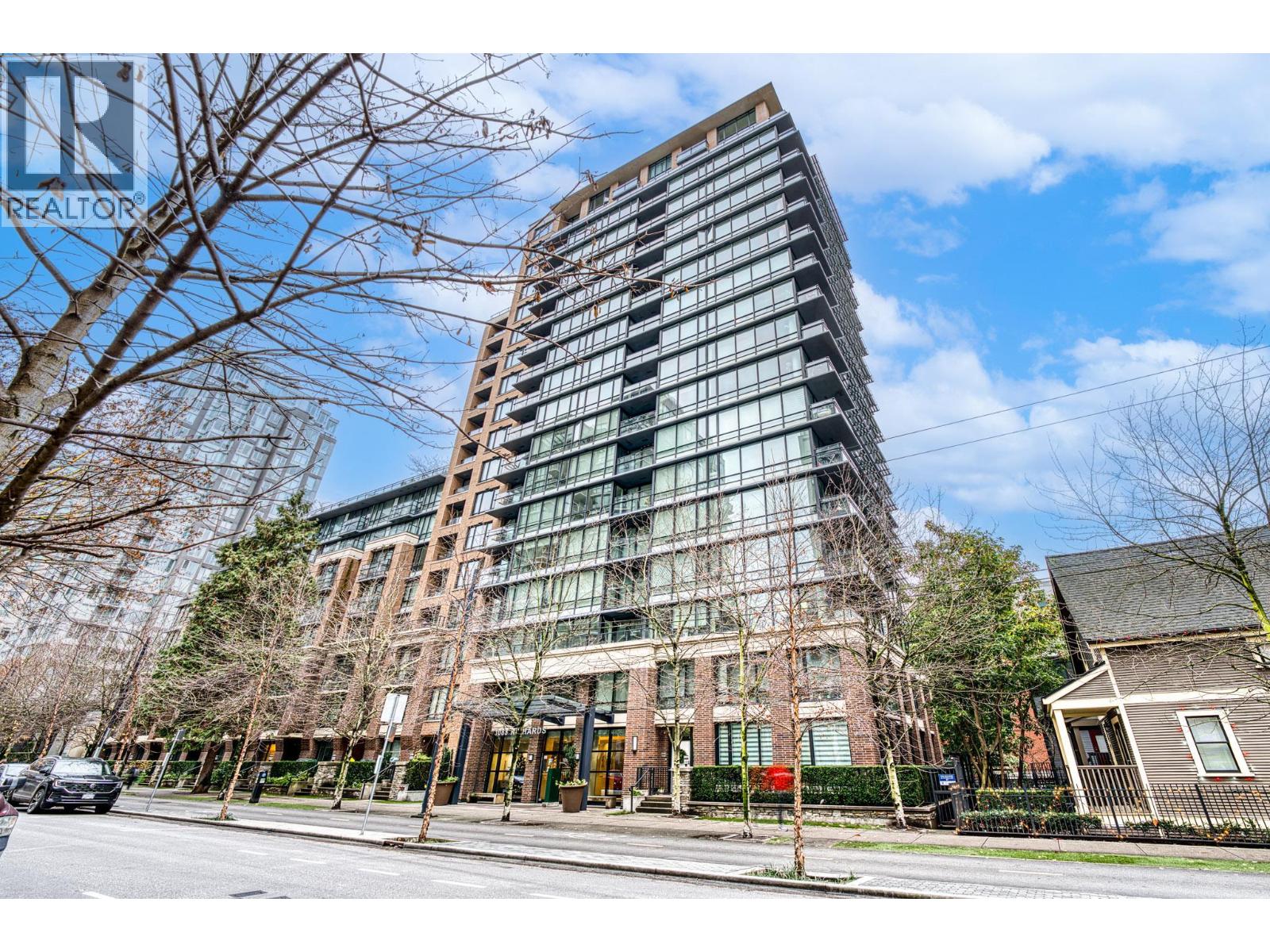 For sale: 1807 1088 RICHARDS STREET, Vancouver, British Columbia V6B0J8 -  R3071204 | REALTOR.ca