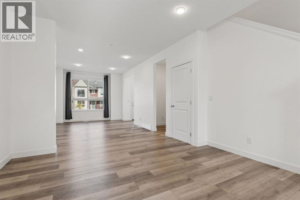 Duplex for Sale in 113 Calhoun Common NE|Calgary, Alberta T3P1T2 5