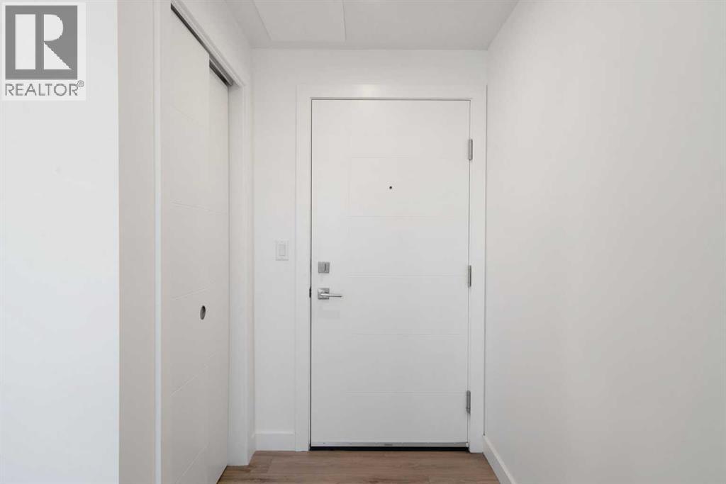 Apartment for Sale in 217, 205 Spring Creek Common SW|Calgary, Alberta T3H6E2 5