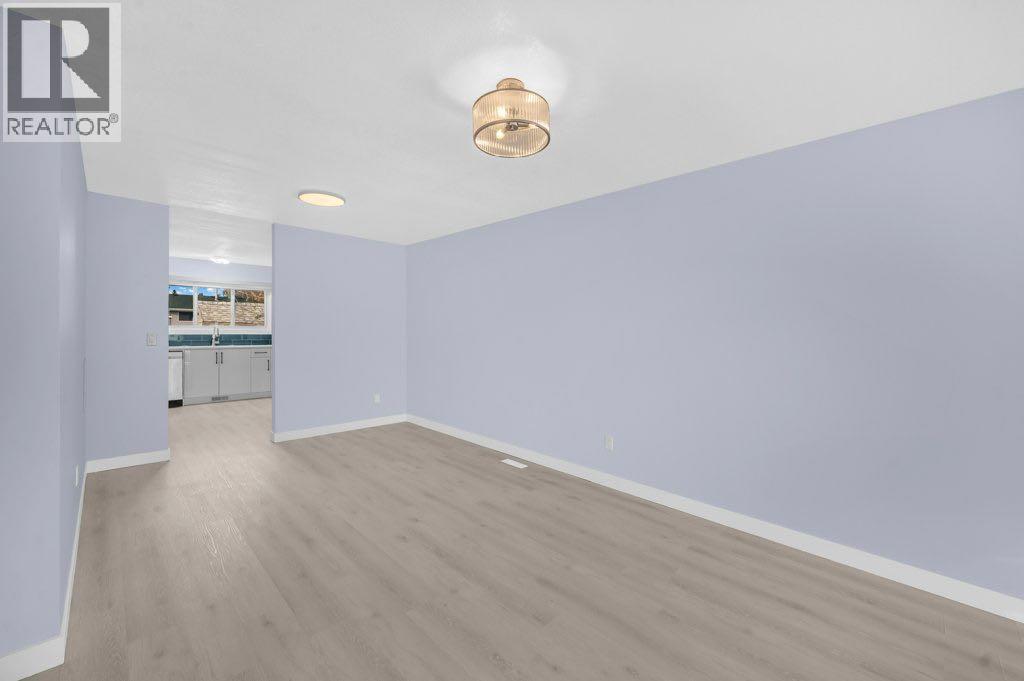 House for Sale in 159 Falwood Way NE|Calgary, Alberta T3J1A8 5