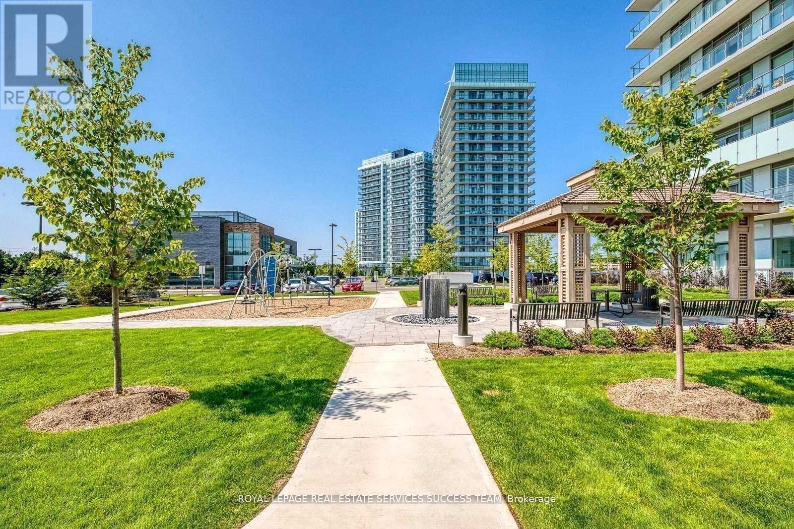 For rent: 703 - 4699 GLEN ERIN DRIVE, Mississauga (Central Erin Mills),  Ontario L5M2E5 - W12658014 | REALTOR.ca