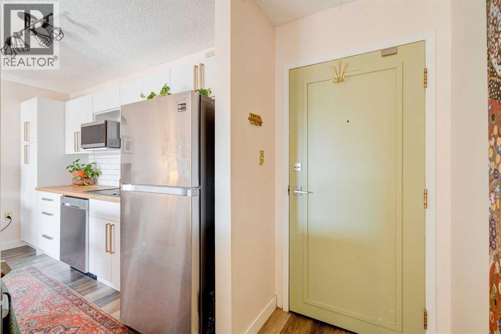 Apartment for Sale in 309, 1602 11 Avenue SW|Calgary, Alberta T3C0N2 4