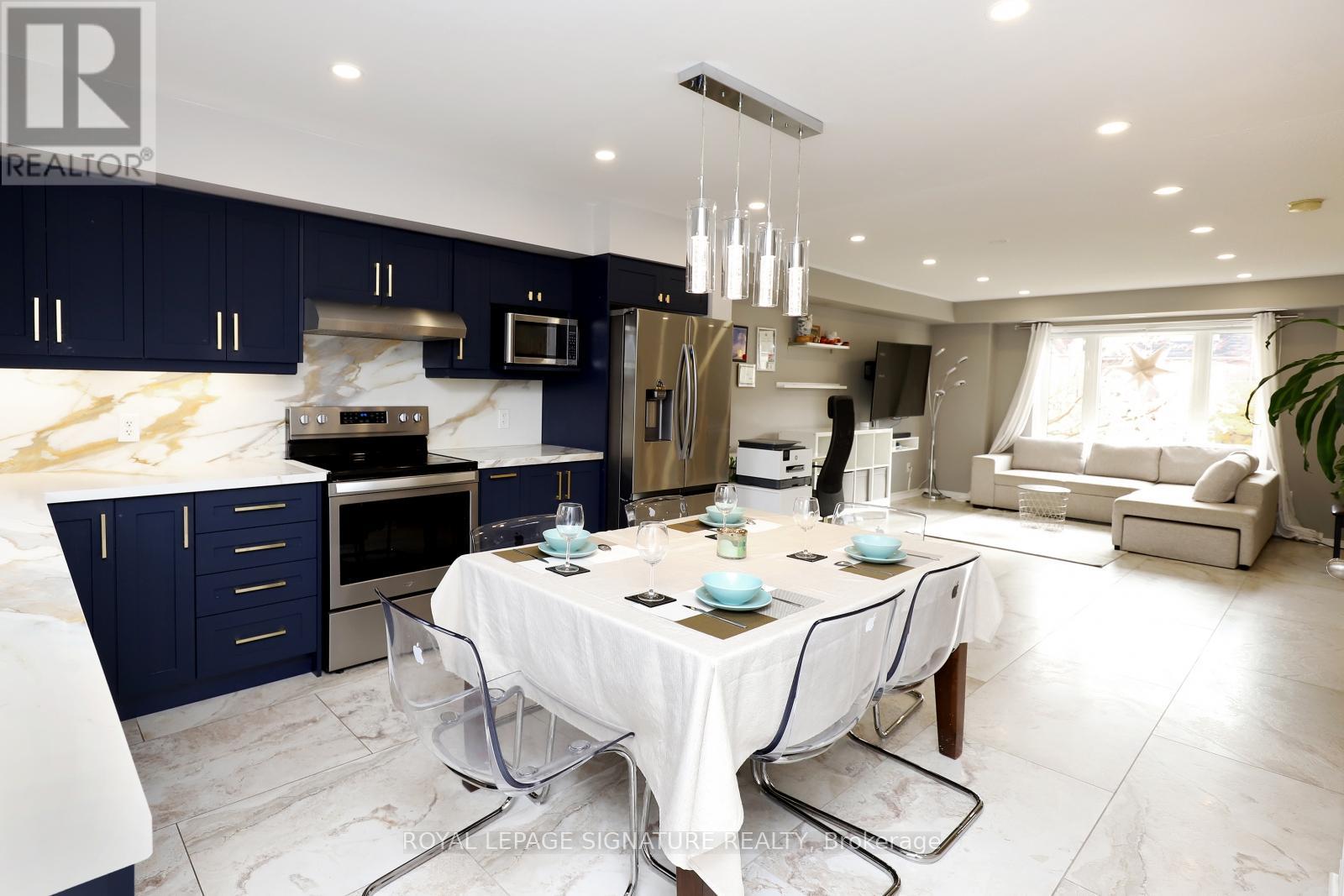 Row / Townhouse for Sale in 9 - 3025 DESTINATION DRIVE|Mississauga (Churchill Meadows), Ontario L5M0P3 4