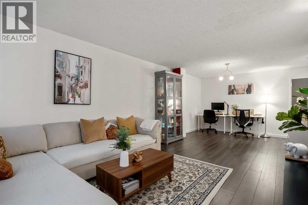 Apartment for Sale in 301, 523 15 Avenue SW|Calgary, Alberta T2R0R3 5